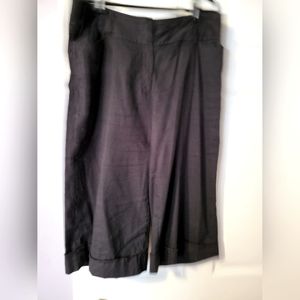 White House Black Market legacy  black woven wide leg Capri pants sz 14